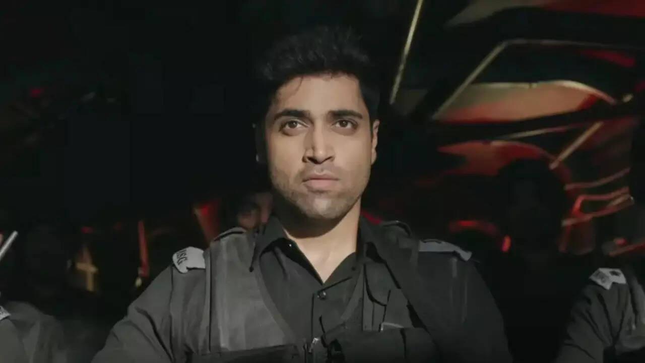Major movie review: Adivi Sesh starrer deserves applause for the story ...