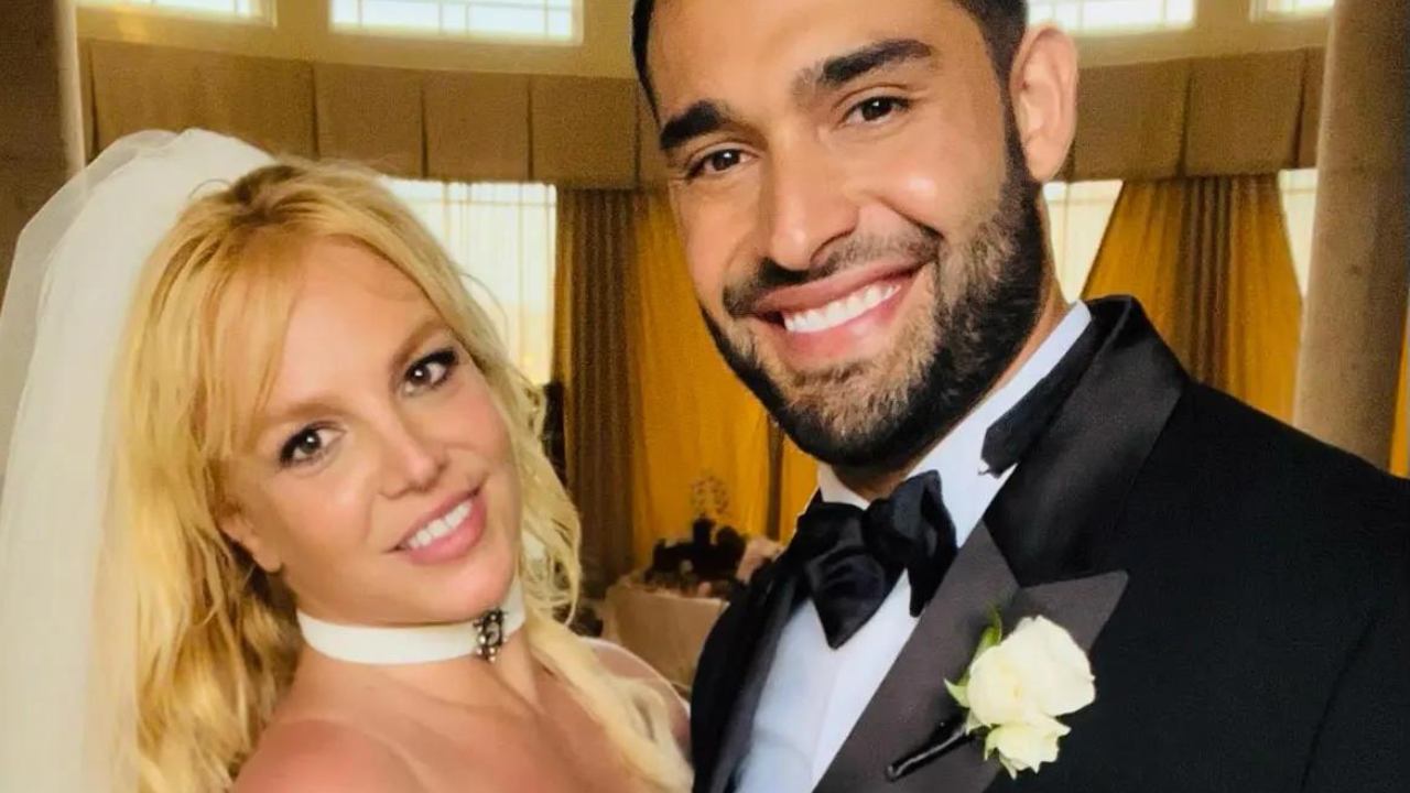Britney Spears Ex Husband Charged With Stalking After Trying To Crash Her Wedding Hollywood 