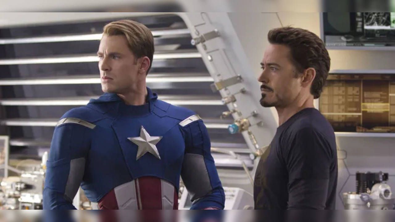 Not just Robert Downey Jr fans, Marvel's Captain America aka Chris Evans  has his idol in Iron Man too