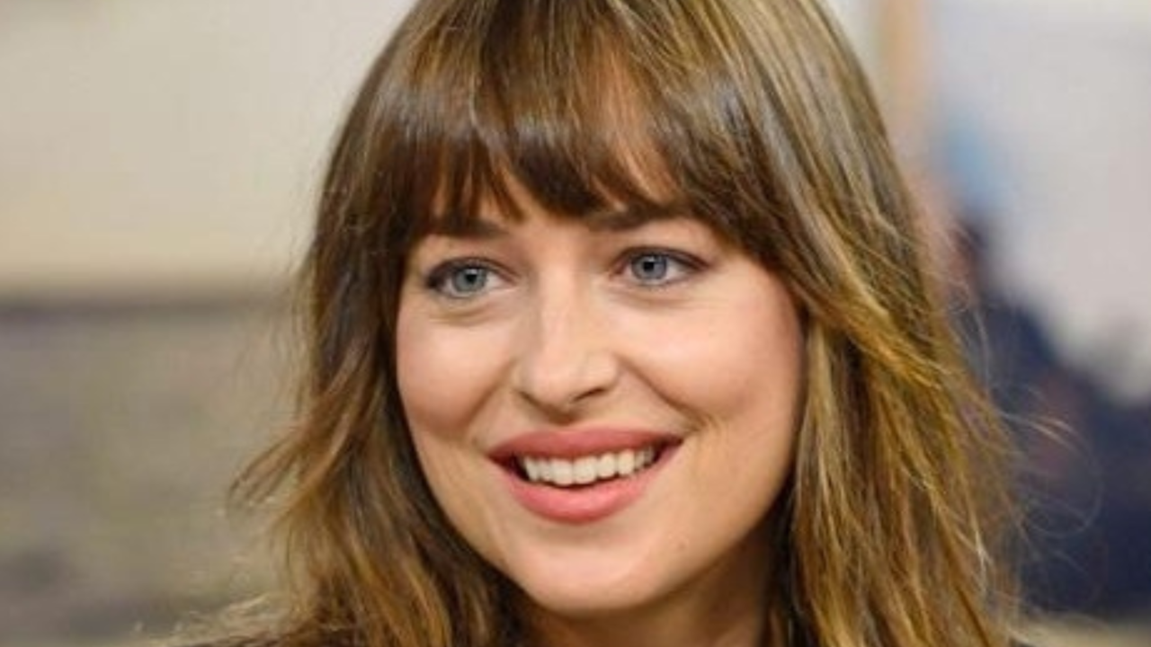 Dakota Johnson Opens Up About Her Shoot Days From Fifty Shades Of Grey Calls It A Mayhem 