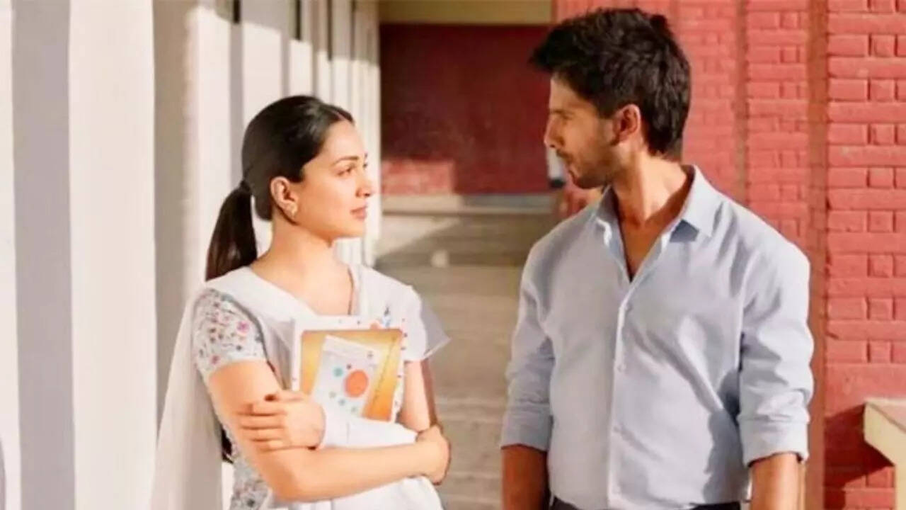 Kabir singh best sale grey shirt