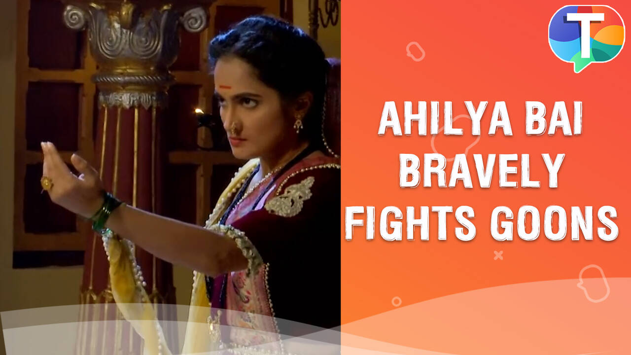 Ahilya Bai bravely FIGHTS the goons Punyashlok Ahilyabai, TV Serial