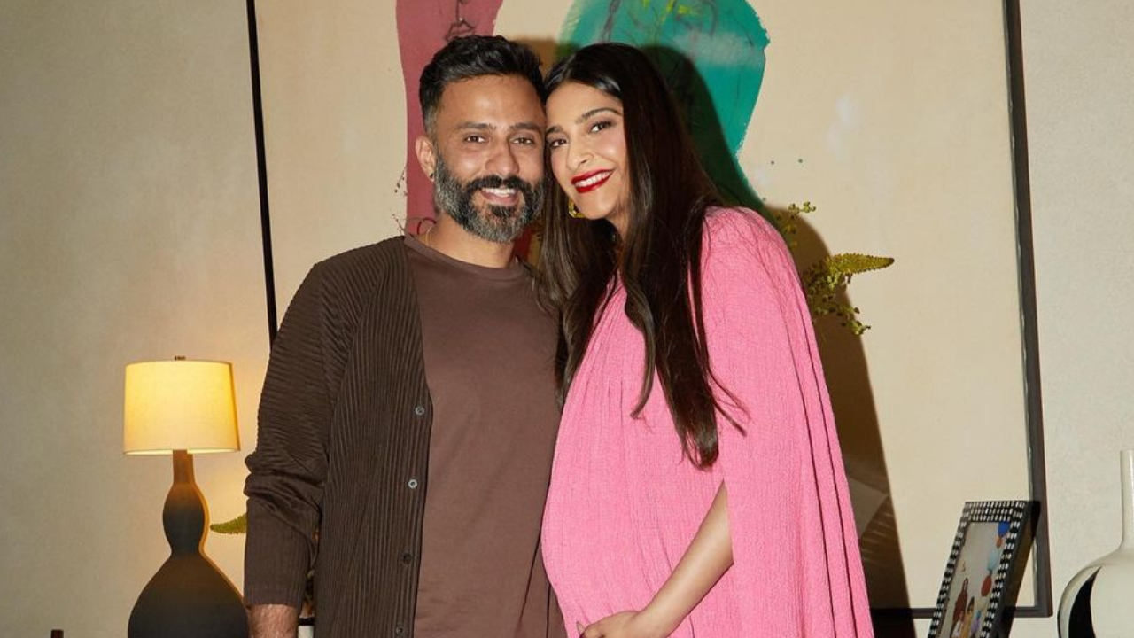 Sonam Kapoor with husband Anand Ahuja