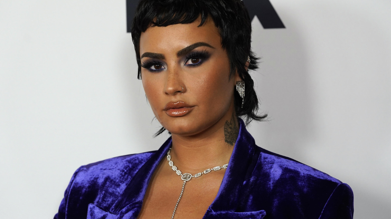 Demi Lovato: Demi Lovato Talks About Feeling Survivor's Guilt Following ...