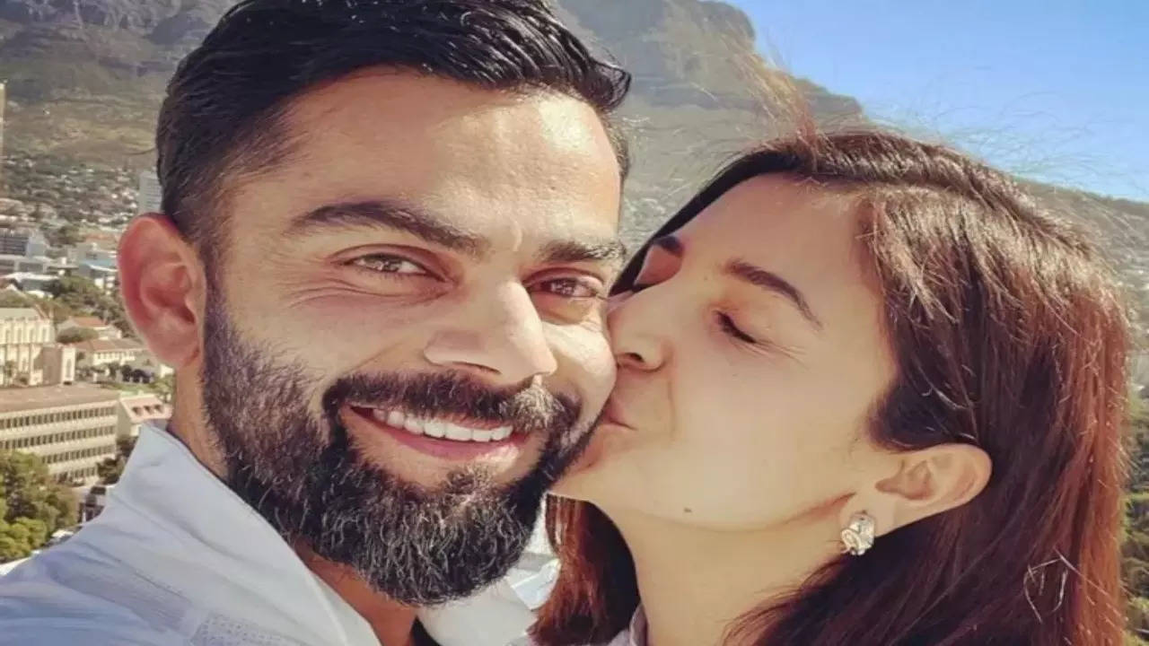 Virat Kohli sweetly reacts to wife Anushka Sharma's Chakda Xpress BTS video - see inside