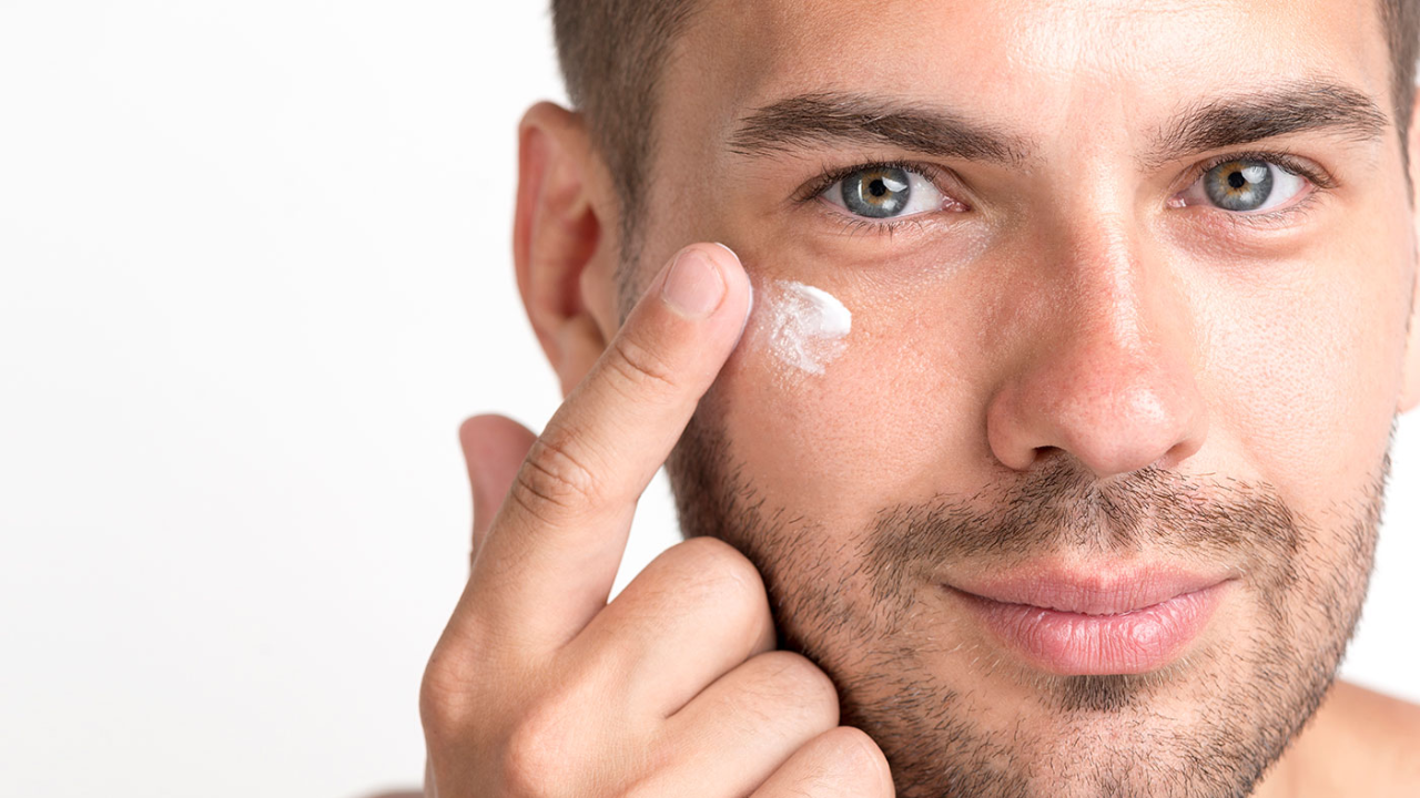 Simple yet essential makeup tips for men to follow