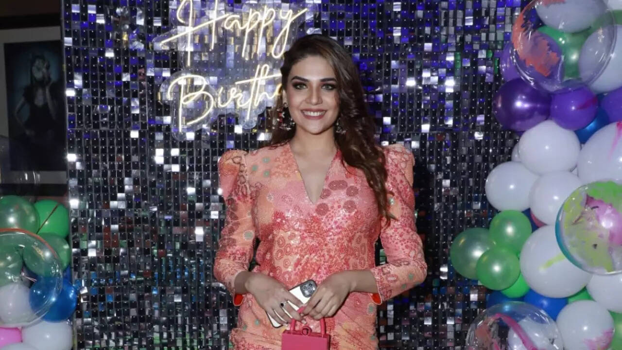 EXCL! Anjum Fakih’s birthday celebrations proceed on Kundali Bhagya units; says, ‘They’re extra of household to me…’