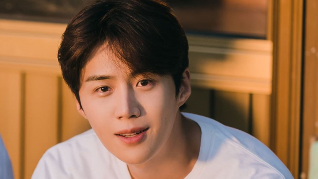 Hometown Cha Cha Cha star Kim Seon Ho marks the end of play