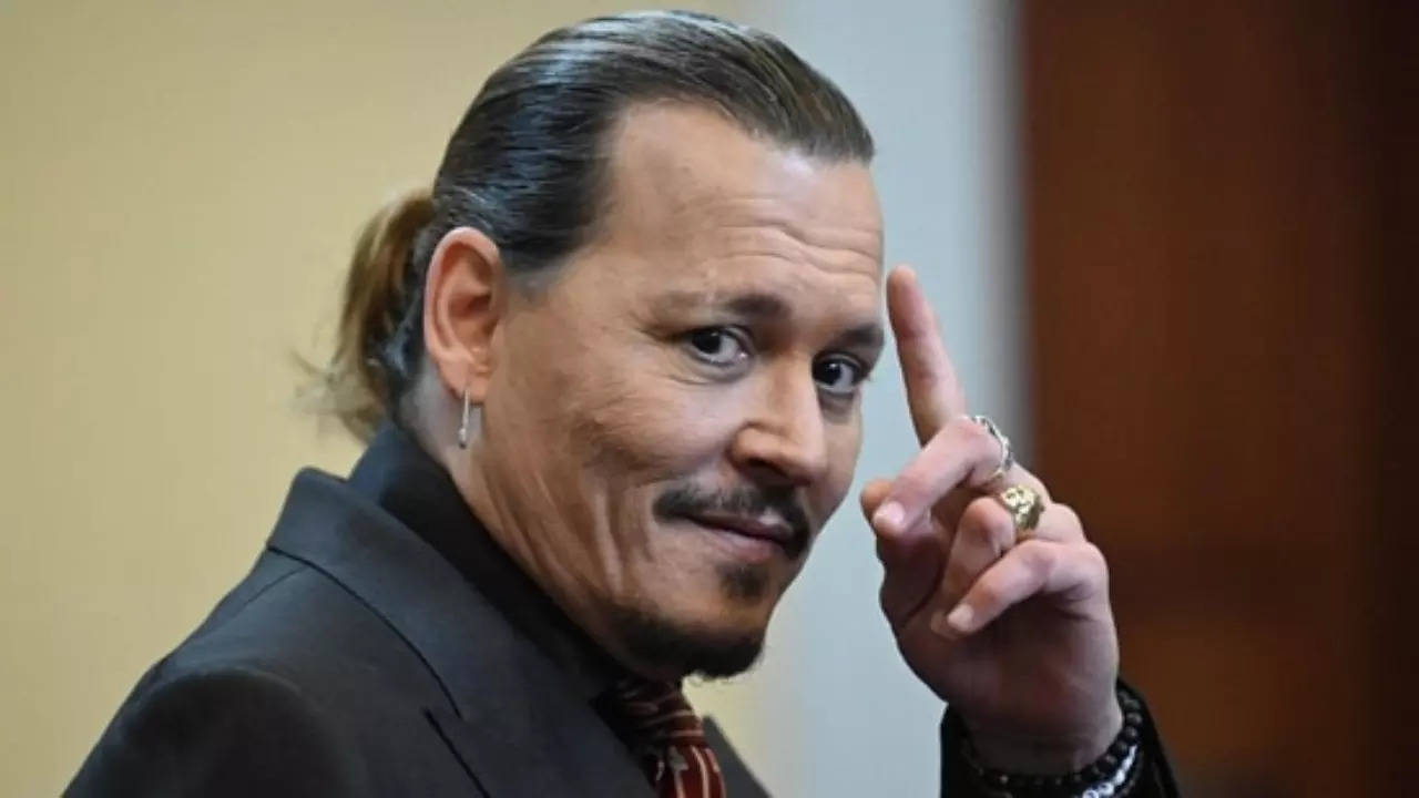 Johnny Depp dating lawyer?