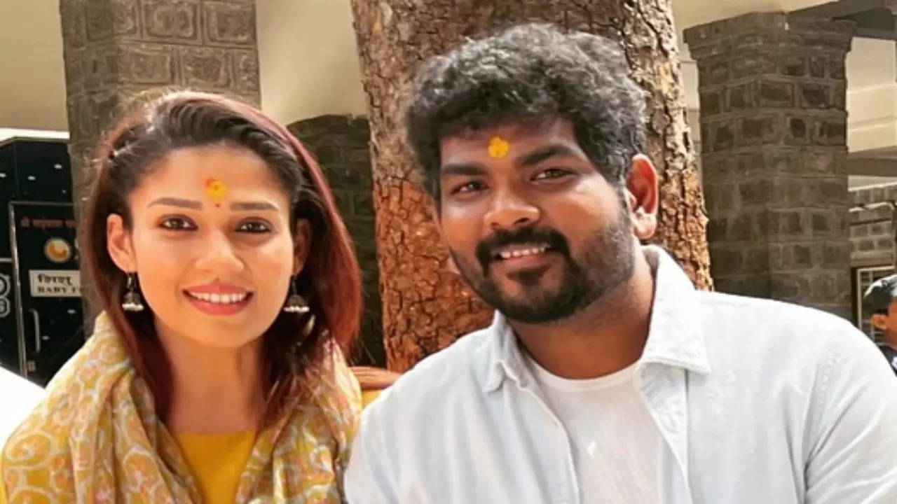 Vignesh Shivan continues to share cryptic posts amid surrogacy controversy - see inside