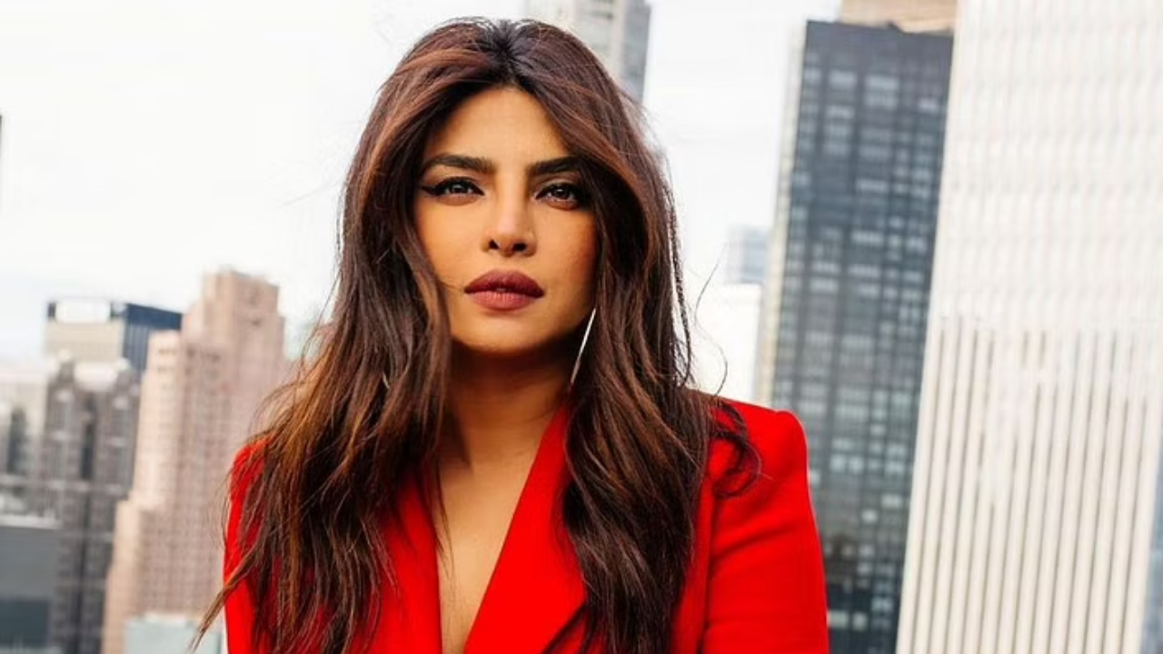 Priyanka Chopra: Priyanka Chopra pays condolences to Itaewon Halloween ...