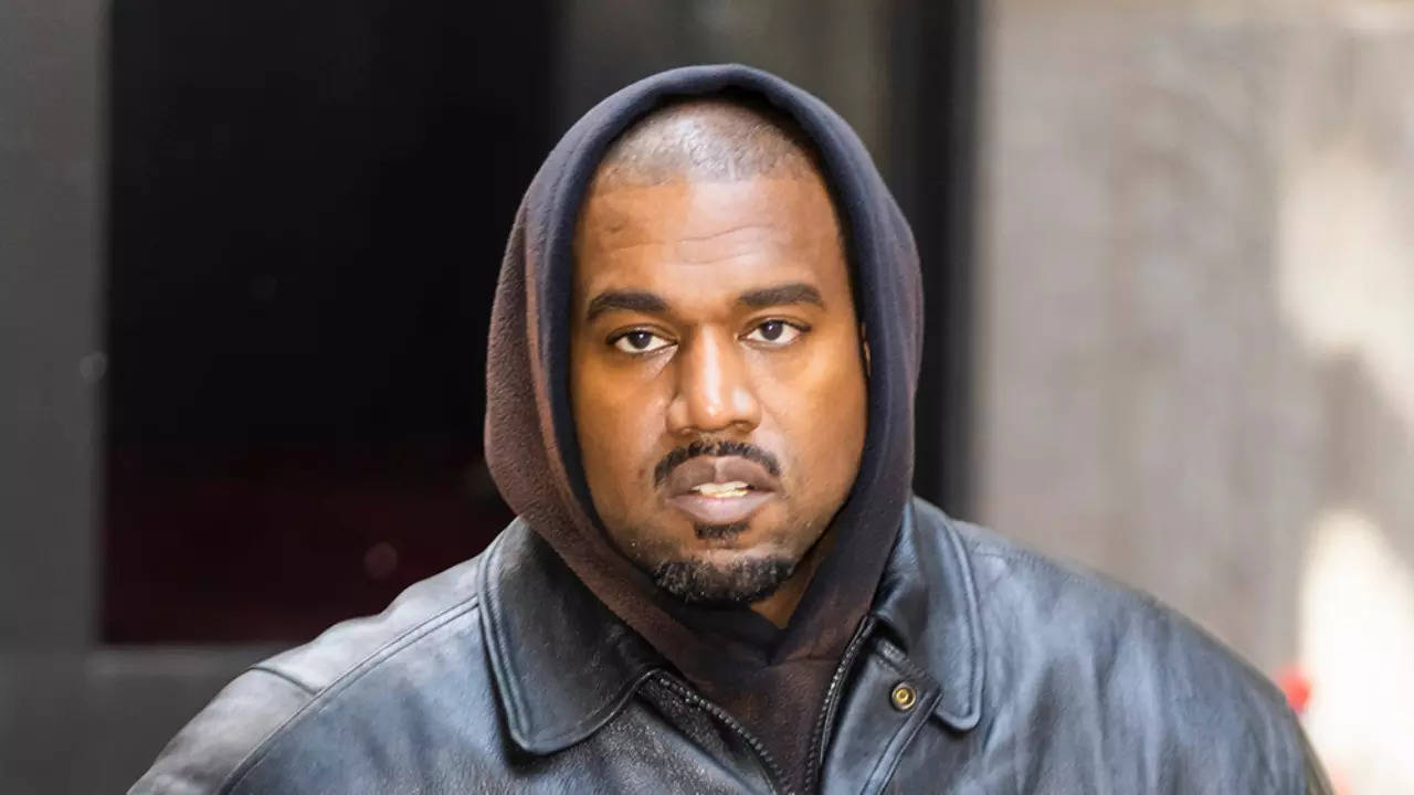 Kanye Kanye West Gives Up Talking And Sex For A Month Rapper Embarks On A Verbal Fast 1922