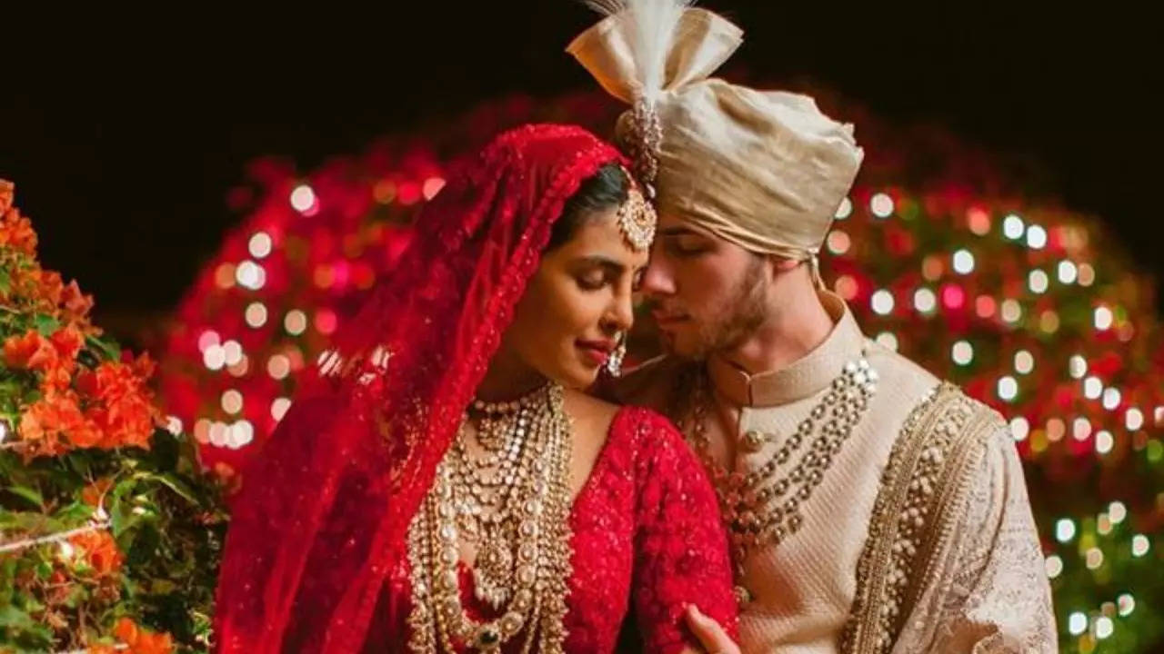 Nickyanka wedding photos are finally out! Priyanka Chopra and Nick Jonas  got hitched in style