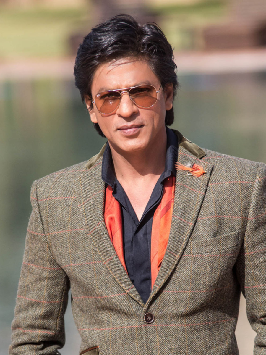 srk-beats-tom-cruise-george-clooney-to-become-4th-richest-actor-in-the