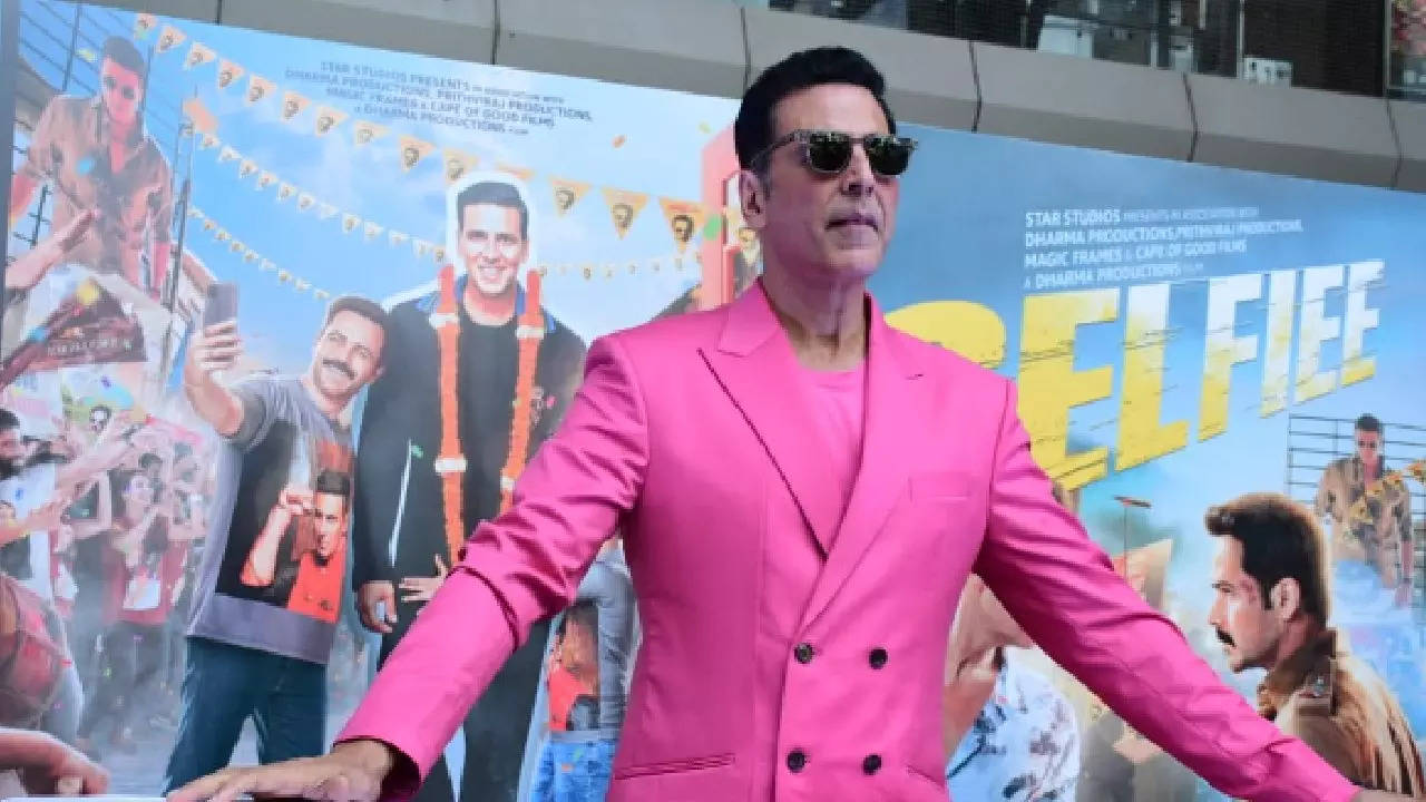 Akshay Kumar opens up about allegedly charging Rs 100 crore per film ...