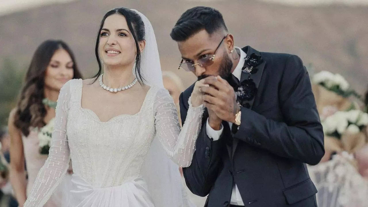 Hardik Pandya, Natasa Stankovic