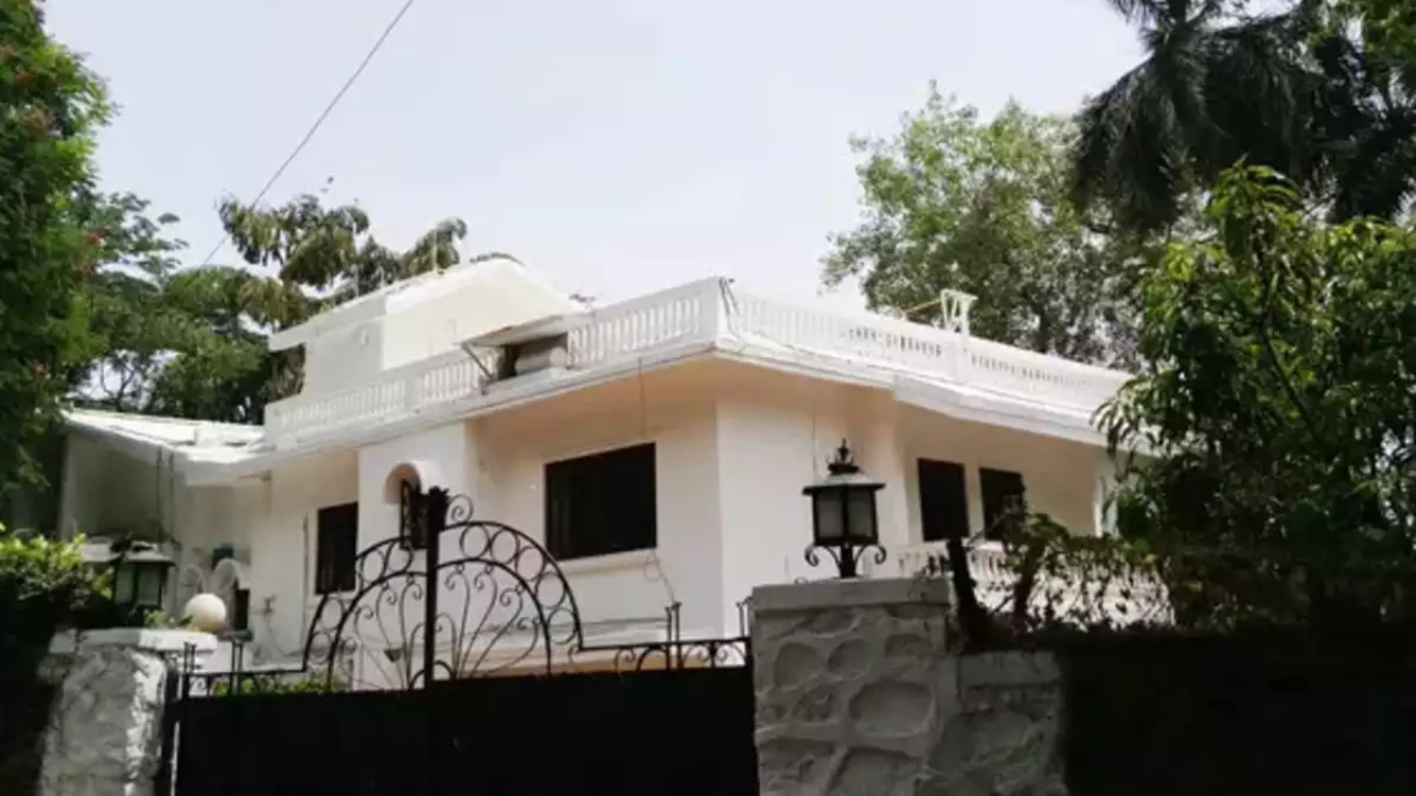 Raj Kapoor's Chembur Bungalow Acquired By Godrej Properties For A ...