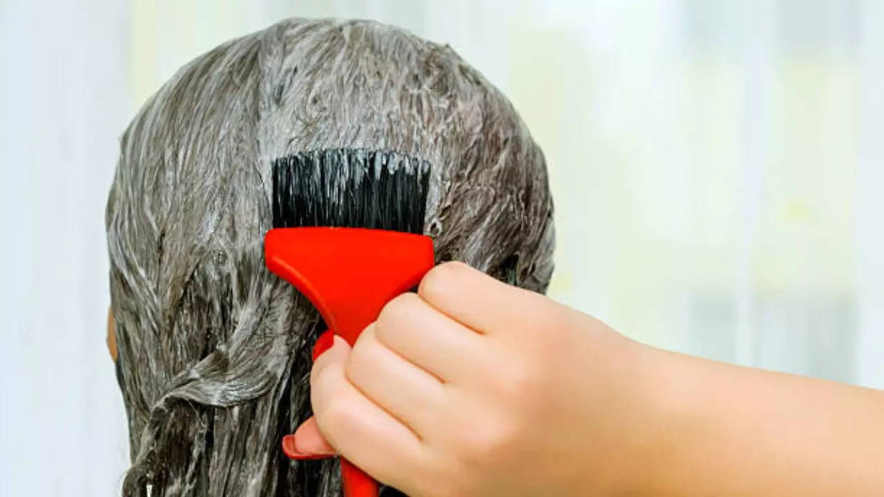 Easy homemade hair mask to boost hair growth and get soft, shiny hair