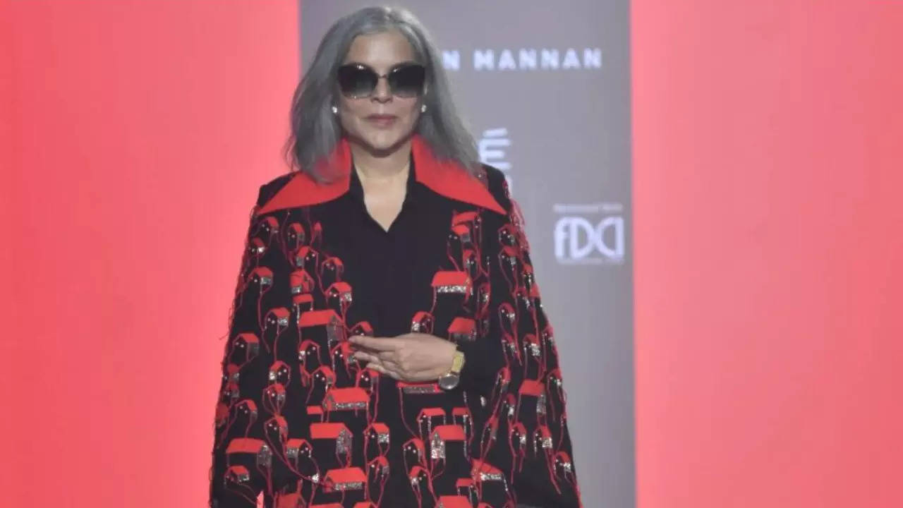 Zeenat Aman opens up on walking the ramp at Lakme Fashion Week