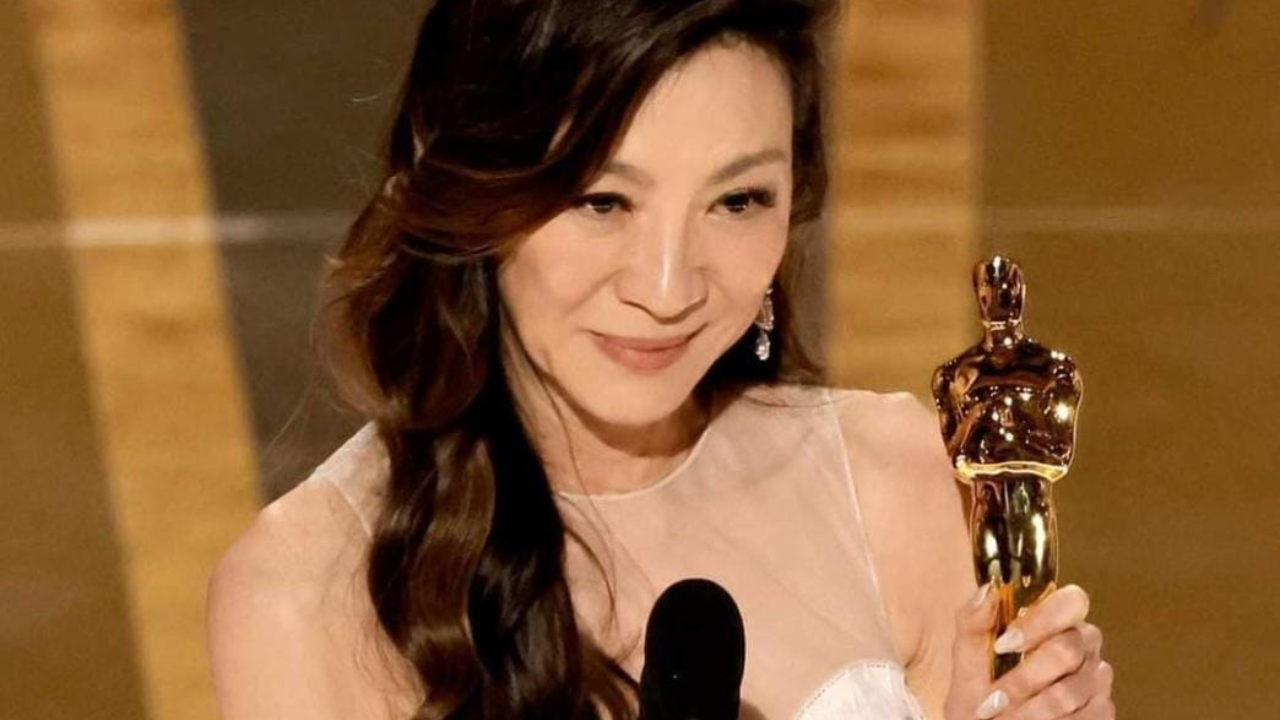 Oscars 2023 Michelle Yeoh Becomes First Asian To Win Best Actress At Academy Awards 6180