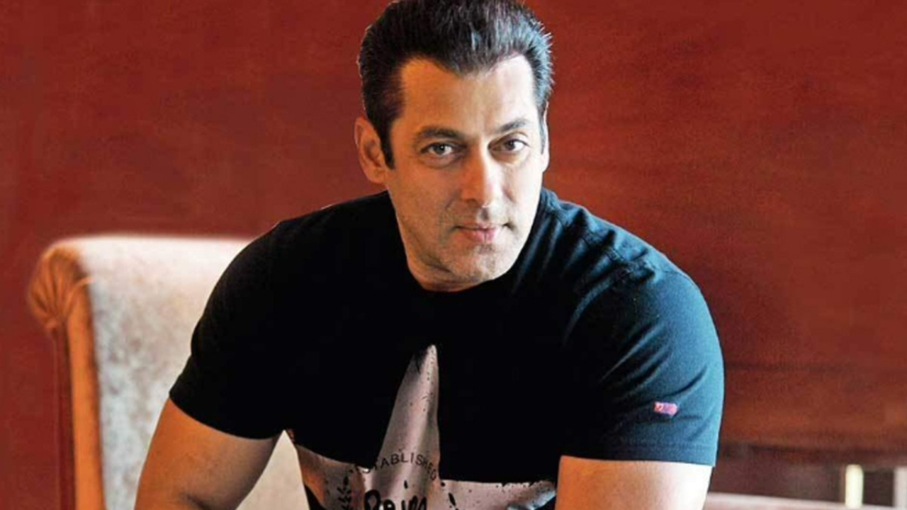 Salman Khan Receives Threat Email. Security Outside Galaxy Apartment ...