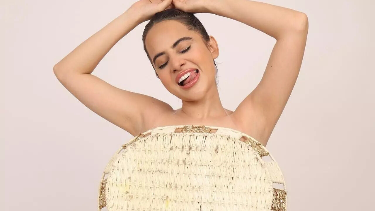 Urfi Javed Blows Netizens' Minds As She Covers Her Modesty With Fruit ...